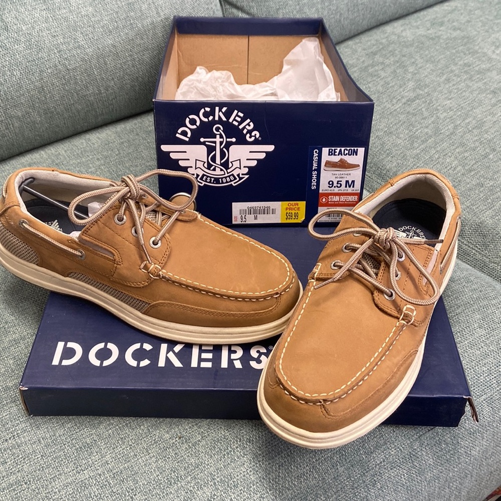 Mens 9.5M Dockers, Model: Beacon in Tan Leather